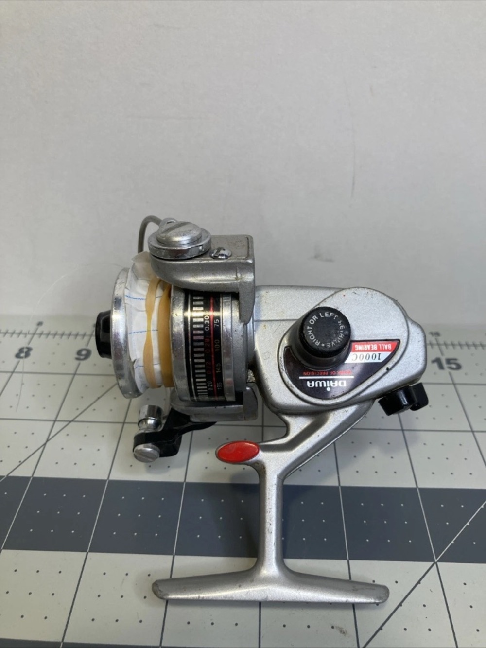 Vtg Daiwa 1000C Ball Bearing Spinning Reel Quality Japan Ball Bearing ultralight